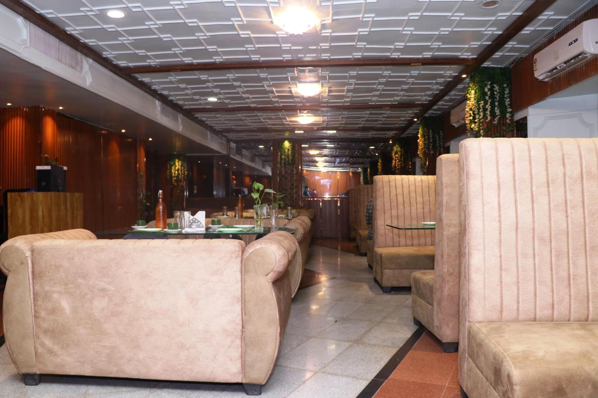 Hotel Samrat International ปัฏนา ภายนอก รูปภาพ