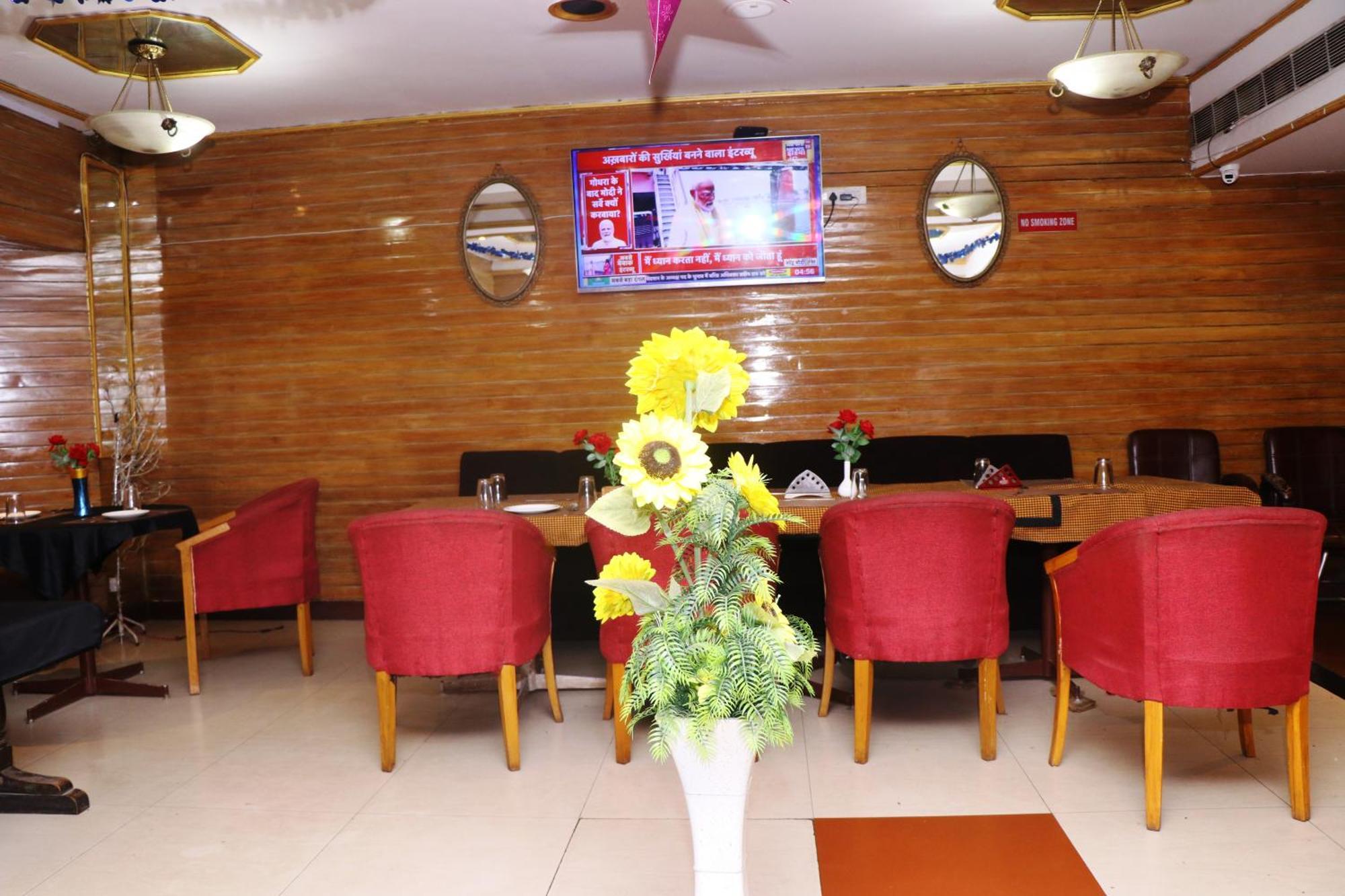 Hotel Samrat International ปัฏนา ภายนอก รูปภาพ