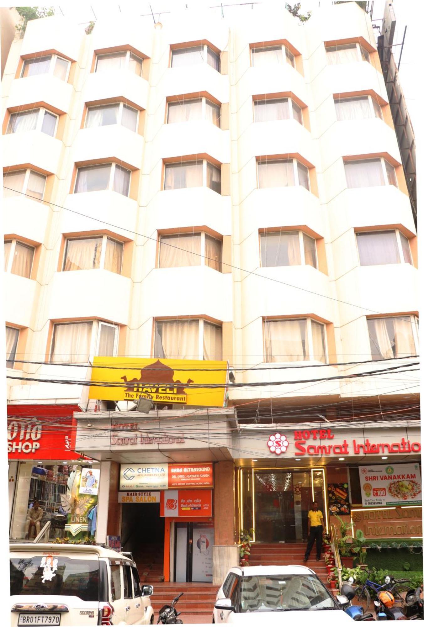 Hotel Samrat International ปัฏนา ภายนอก รูปภาพ