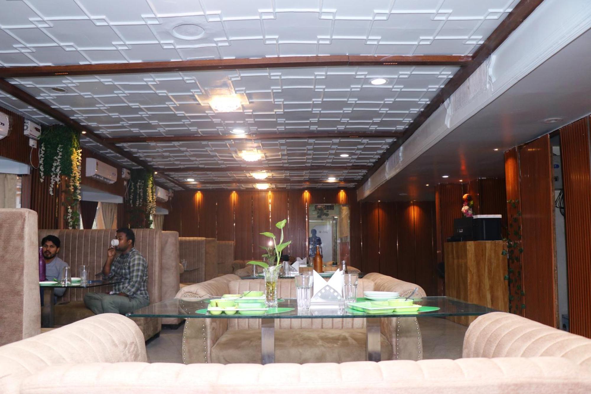 Hotel Samrat International ปัฏนา ภายนอก รูปภาพ